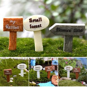 Micro Paesaggio Decorazione Foresta Guida Segno Mini Giardino Ornamenti in miniatura Scenario fai da te WXV Vendita Decorazioni