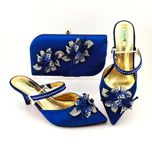 Классическая обувь Doershow Итальянский комплект обуви и сумок 2021 Women In Italy Blue Color With Matching HGO1-12