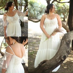 Moda Lace Plus Size Beach Suknie ślubne Spaghetti Paski Flowle Spódnica Backless Czeski Suknie ślubne Robe de Mariée