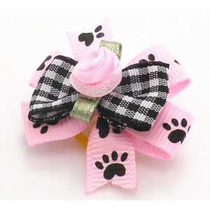 犬アパレル 100 ピース/ロット猫の毛の弓小物アクセサリーピンクの花グルーミングゴムバンド