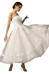 Abiti da sposa vintage anni '60 corti di lunghezza del tè Abiti da sposa informali in tulle di pizzo a trapezio senza spalline realizzati su misura