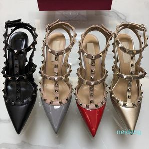 Fashion-2021 Женские туфли из лакированной кожи с пряжками на щиколотках, женские сексуальные модельные туфли на высоком каблуке с заклепками неонового цвета