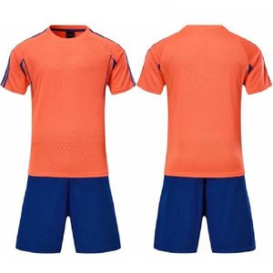 2021 Anpassade fotbollströjor sätter slät kunglig blå fotbollsvettbehållande och andningsbar barns träningsdräkt Jersey 31