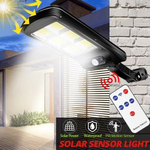 Espiga de rua solar Lâmpada ao ar livre Lâmpada de parede impermeável PIR Motion Sensor Smart Remote Control Light