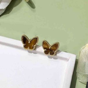 Brand Fashion For Women Small Butterfly Brown White Red Mother of Pearl Gold Color Stud Earrings Party Jewelry