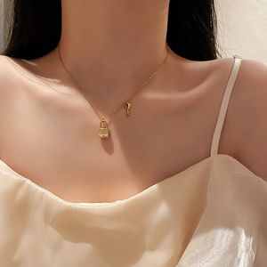 Collana con lucchetto per amore in pietra occhio di gatto in acciaio al titanio Collana per clavicola con gioielli corti di moda semplice per regali di fidanzate