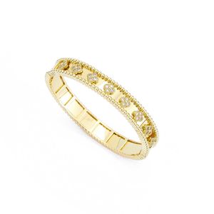 Armreifen für Frauen Gold Farbe Kupfer Materiel Neue Luxus Marke Mode Klassische Liebhaber Armband Gold Trendy Schmuck Geschenke Q0720