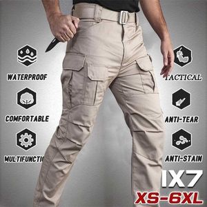 Plus Size 5XL Cargo Pants Men Multi Pocket Outdoor Pantaloni sportivi tattici Esercito militare Pantaloni da trekking elastici Quick Dry impermeabili 211201
