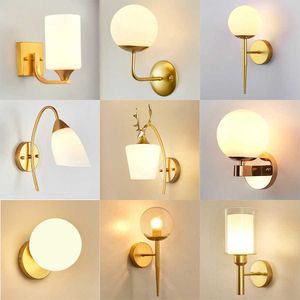 Dekoracyjne LED Lampa Ściana Żelazna Noc Czytanie Obok Lampy Home Schody Vintage Loft Kinkiet Ściany Ściany Glass Gold Black E27 210724