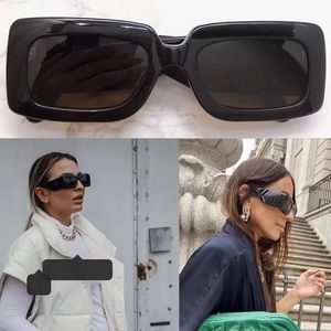 2022Sunglasses для женщин Летний стиль анти-ультрафиолетовый 0811S Ретро щит Lens Plate Quare Full Frame Fashion Eyeglasses Random Box 0906