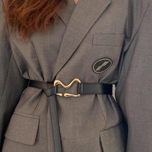Bälten Kvinnor Thin Belt Gold Buckle Pu Leather Knot Ladies Dress Strap Fine Black Female Decoration Designer Midjeband