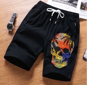 Pantaloni corti da uomo estivi Hip Hop moda corta Nuovi pantaloni maschili corti da uomo Pantaloni solidi da trapano caldi Strass 2021 nuovo stile 785