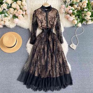 Retro Ladies Lace Round Neck Long Sleeve Mesh Hollow Crochet A-line Elegant Dress Women Vintage Vestidos De Mujer R426 210527