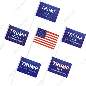 Trump 2024 Hand vinkande banner flagga 14 * 21cm Spara de amerikanska valet Mini Flaggor