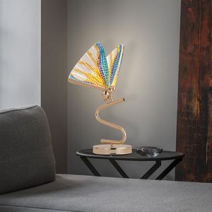 Nordic Creative Butterfly Tischlampe moderne minimalistische Netz rotes LED vertikaler Boden warme romantische Schlafzimmer Nachtlampen leichte Lampen