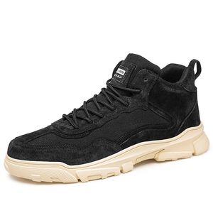 Mais novos Homens Mulheres Plataforma Correndo Sapatos Mens Mulheres Khaki Cool Sneakers Cinzentos Esportes Ao Ar Livre Sapatos De Esportes Jogging Trainers Zapatos EUR 39-44