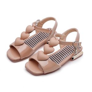 Arrivals Kids Sandals Big Girls Fashion Love Heart PU Princess Low Heels Children Girl Summer Shoes Sandales 210713