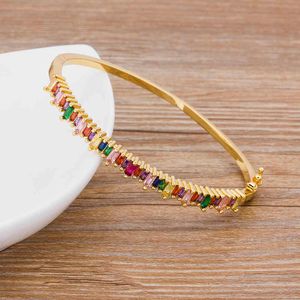 Todo preço luxo cristal frisado pulseira pulseira para mulheres mãe moda jóias cobre cúbico zirconia melhores presentes Bangle