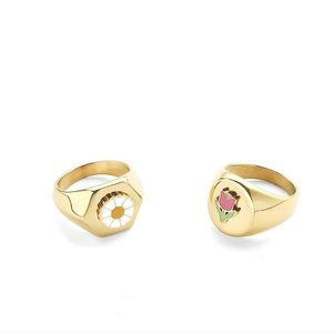 Korean small daisy flower niche design ring female jennie same style European and American golden index finger male