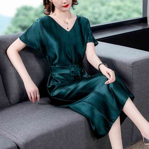 Koreańska jedwabna sukienka kobiety eleganckie damskie satynowe es kobieta wysoka talia paski plus rozmiar V-Neck Bodycon Długie ES 210427