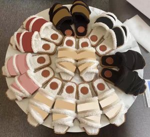 Designer Women woody Slippers Winter Fur Slipper Fahsion Black White Ladies Slides Shoes Red Blue Pink Brown beige Flip Flops Loafers big size 35-42