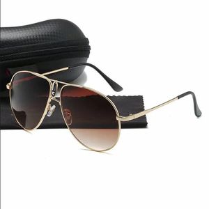 Designer de estilo de metal clássico C41sunglasses para homens e mulheres com quadros grandes de fio decorativos