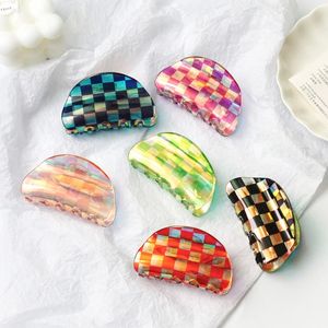 Koreanische exquisite karierte Haarklammerclip Acrylacetat schwarz weiß Mosaikgitter karierte Haarklammern Klemmgriff Haarschmuck