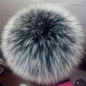 DIY 100% Naturalne Futra Fox Flaffy Pompon na kapelusze Prawdziwe Fox Fur Big Ball Pom dla Czapki Czapki Skullies 13-15 CM Y21111