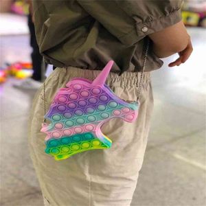 10 PZ/DHL Anti Ansia Fidget Giocattolo Arcobaleno Unicorno Zaino Borse Catena Borsa Sensoriale Slicone Dito Poppet Bolla Gioco Da Tavolo Christms Bambini Ragazze Regalo H917A5YC