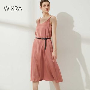 Wixra Kvinnors Satin Klänningar Elegant V-Neck Sundress Mid-Calf Spaghetti Strap High Street Dress Spring Summer 210730