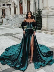 أنيقة مظلمة مثيرة أخضر قبالة الكتف Caftan Prom Vality Dresses قابلة للفصل VEET الجانب العالي تقسيم الأكمام طويلة الأكمام القطار