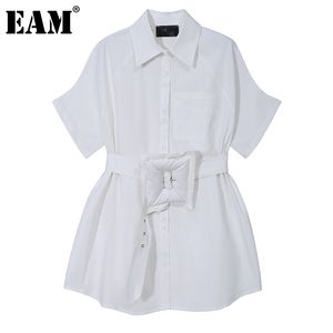 [Eam] mulheres faixas brancas bolso grande tamanho blusa lapela manga curta solta cabem camisa moda primavera verão 1dd6108 21512