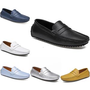 2021 Skóra Doudou męska Dorywczo jazdy Buty Soft Sole Fashion Black Navy White Blue Silver Yellow Grey Footwear All-Dopasuj Lazy Transgraniczne 38-46 Trzydzieści cztery