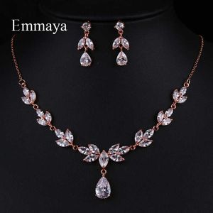 Emmaya Neue Blumenform Für Frauen Zarte Ohrringe Und Halskette Kubikzircon Mode-Statement In Party Elegante Schmuck Set H1022