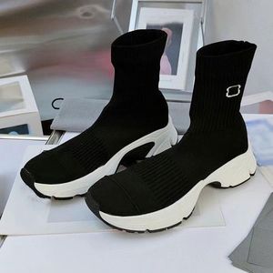 2023 Calzini alti con suola spessa Scarpe per uomo e donna Designer Black White Yellow Paris Sneakers