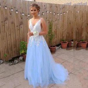 Party Dresses Light Sky Blue Prom med Lace Applique Sexy V Neck Backless Paghetti Straps Tulle Formal Evening Gowns Vestidos de Gala