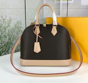 2021 luxury fashion women's shoulder bag chain messenger Leather handbag Shell purse cosmetics Slant tote hot sell real