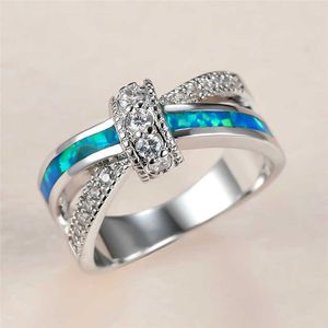 Luxury Female Blue Opal Stone Rings Charm Silver Color Thin Wedding Rings For Women Cute Bride Crystal Bowknot Engagement Ring X0715