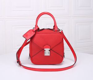 2021 Luxurys 디자이너 핸드백 숄더 가방 많은 색상 여성 패션 패턴 Satchel 체인 지갑 레이디 크로코데일 고전적인 스타일 ////////005