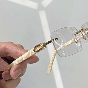 Benutzerdefinierte Männer Elfenbein Farbe Buffalo Horn Form Mode Kleine Quadrat Sun Shad Glas Trendy Rimls Sonnenbrille Frauen 2021