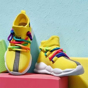 Barn Casual Shoes Fashion Toddler Spädbarn Barnbarn Flickor Boys Mesh Soft Sole Sportskor Sneakers Anti-Slip Baby Shoes 211022