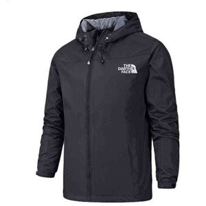 Wholesale 2021 Men's Solid Color Coat Men's Fashion Winter Outdoor Jacket Light Jacket Zipper Waterproof Jacket Hooded Coat H1112