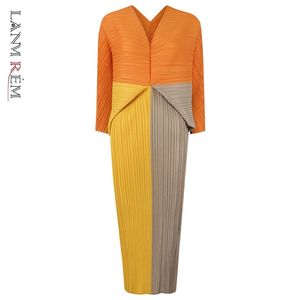 İlkbahar Yaz Patchwork Elbise Kadınlar Casual Gevşek A-Line Elbiseler V Yaka Pileli Mix Renk Streetwear Giyim HT584 210513
