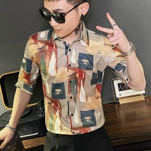 Coreano Slim Camisas para Homens Manga Curta Streetwear Camisas Verão Exclusivo Impressão Social Partido Nightclub Roupas Masculinas Camisa 210527