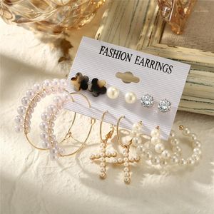 Lampadario penzolante LETAPI Orecchini pendenti di moda coreana per le donne Orecchino a croce con perle di cristallo color oro 2022 Orecchini di tendenza Gioiello femminile