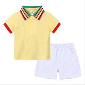 2 pezzi T-shirt per bambini T-shirt per bambini Top Pantaloncini Completi per bambini Set di vestiti casual