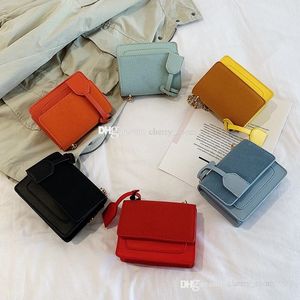 designer per bambini portamonete per ragazze lettera in metallo Catena abbinata a colori borsa a tracolla moda bambini borse a tracolla donna mini portafogli F010