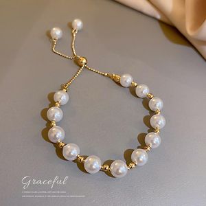 Charme Braceletes 2021 Fine Pearl Geometric Adjustable Mulheres Joker Trend Contratado Elegante Temperamento Moda Jóias