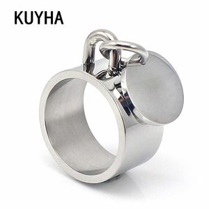 Anello in acciaio inossidabile con anello a nocche largo con ciondolo tondo in bianco con nome inciso al laser X0715