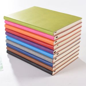 Wysokiej jakości A5 Proste Klasyczne Solidne Notatniki Soft Leather PU Journal Notebooki Codziennie Harmonogram Memo SketchBook Home School Office Supplies Gifts 10 Color